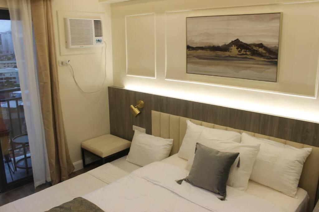 Condo Near Ayala Cebu City W Wifi Balcony Eksteriør bilde