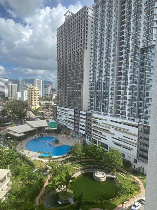 Condo Near Ayala Cebu City W Wifi Balcony Eksteriør bilde