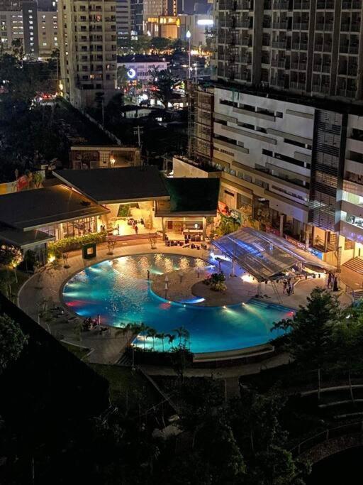 Condo Near Ayala Cebu City W Wifi Balcony Eksteriør bilde