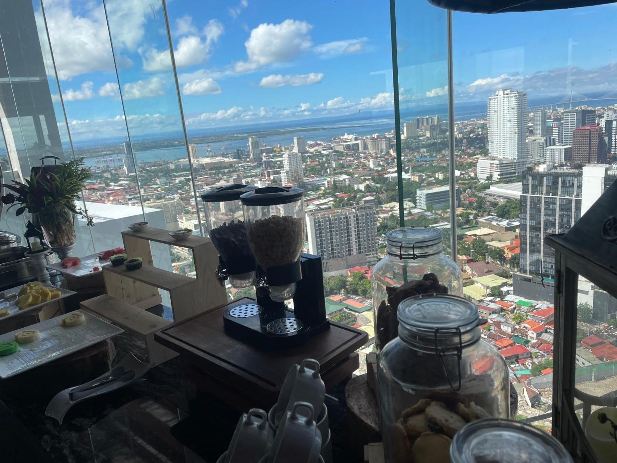 Condo Near Ayala Cebu City W Wifi Balcony Eksteriør bilde